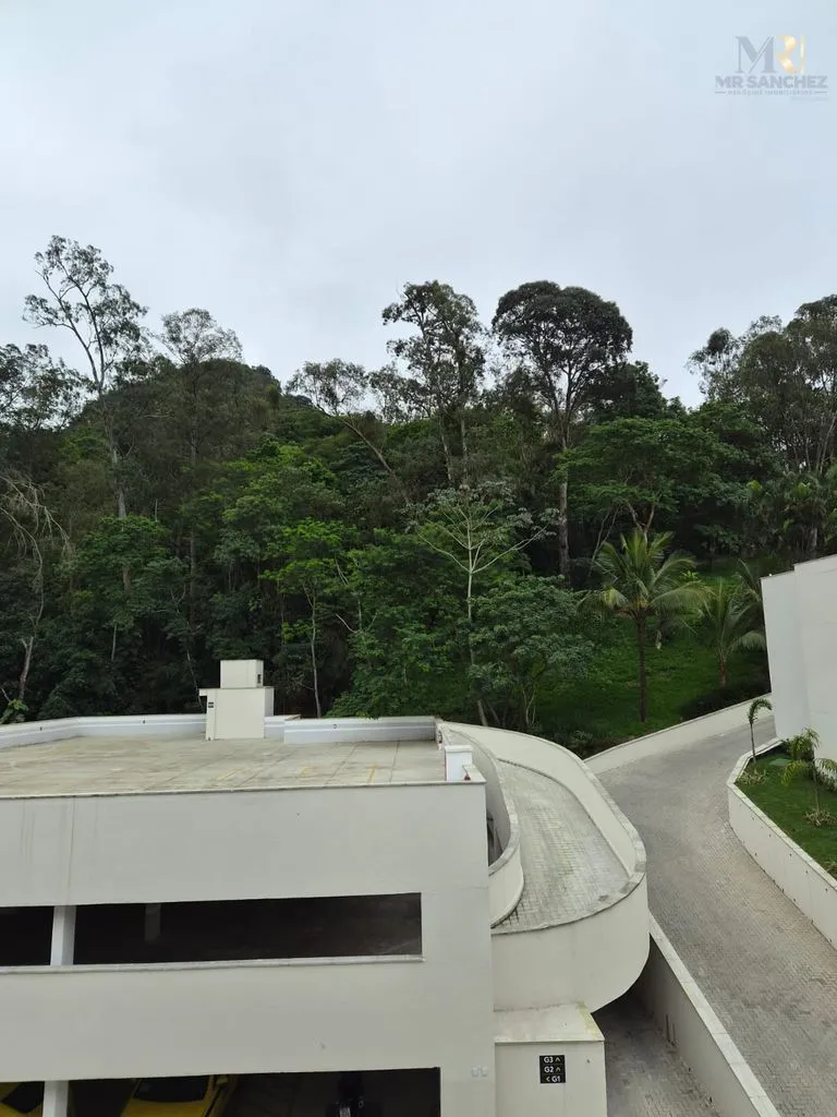 2-bedroom apartment with a mountain view in Rio de Janeiro — photo 13