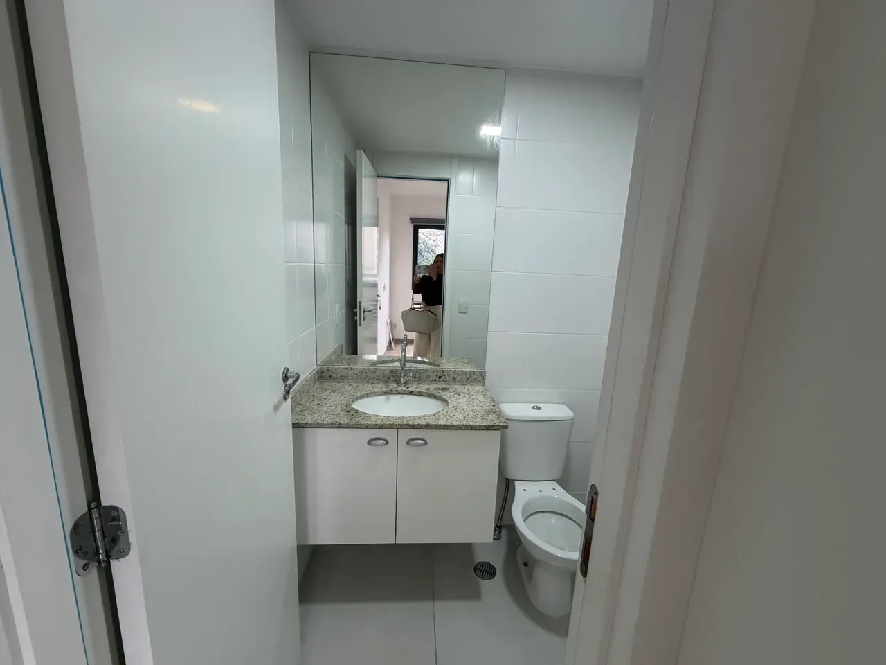 2-bedroom apartment with a washing machine — photo 18