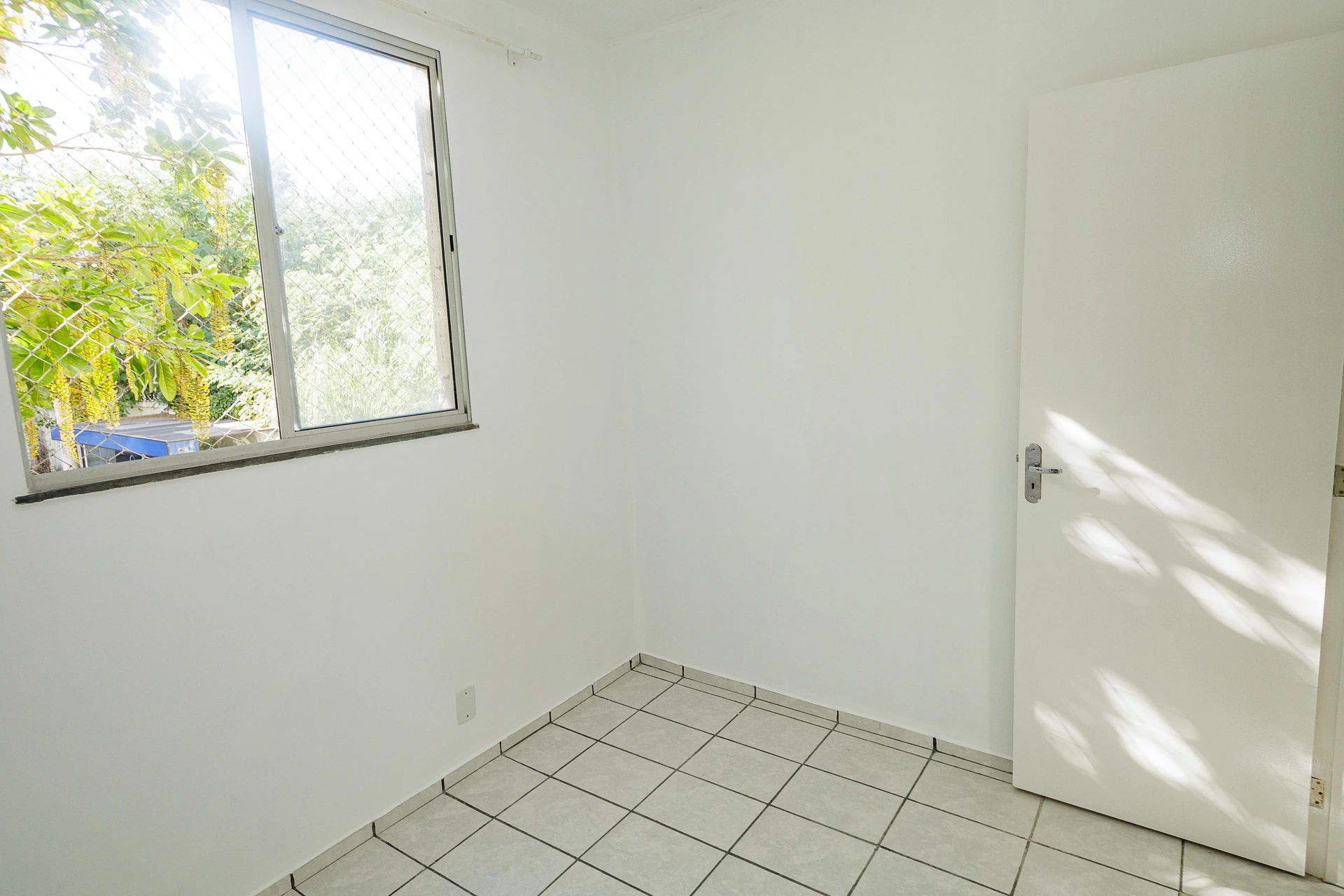 2-bedroom furnished apartment with 1 parking space — photo 13