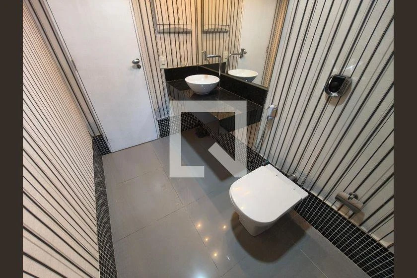 Condo house with 3 bedrooms and 180 m² — photo 33