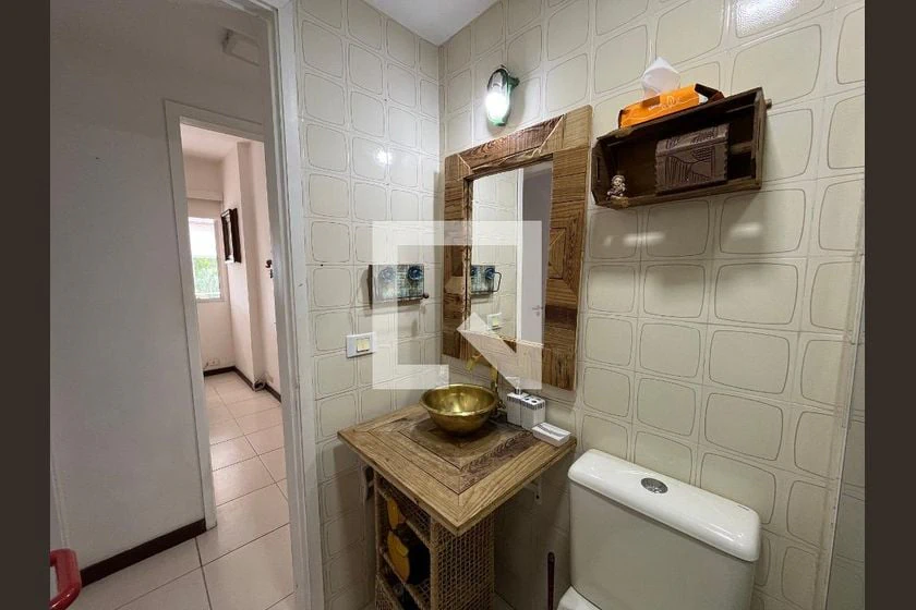 Furnished apartment, 86 m², with a glass-enclosed balcony — photo 43