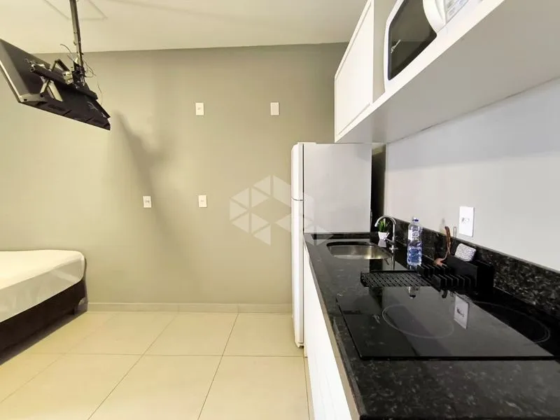 Furnished 40 m² apartment with an en-suite bedroom — photo 3