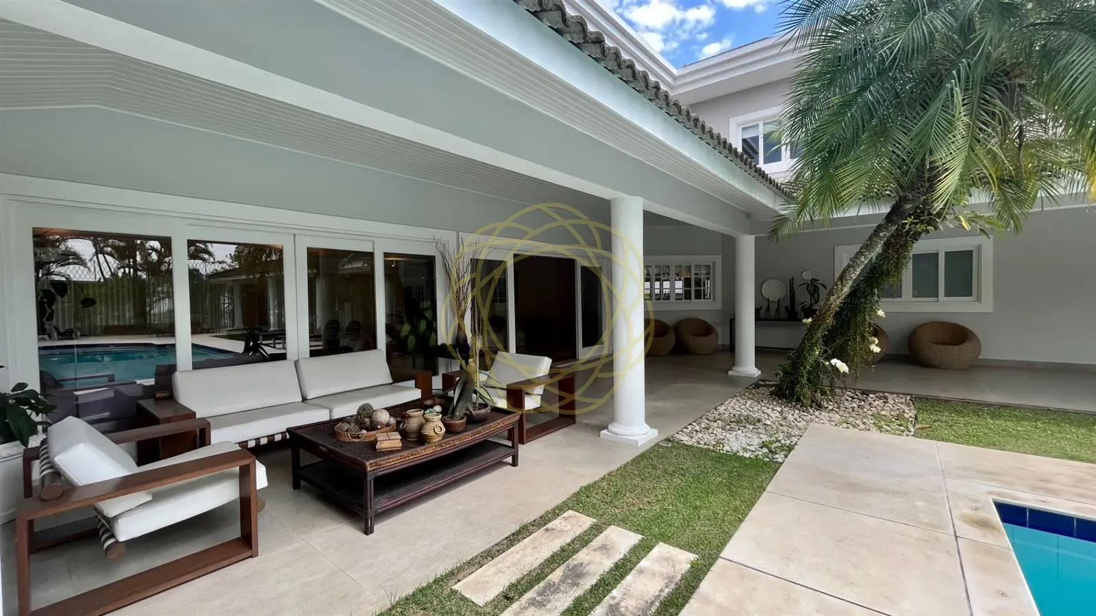 Casa mobiliada com 7 quartos e 984 m², 5 suítes — photo 15