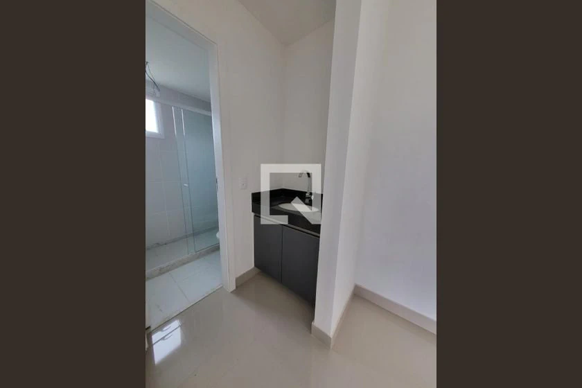 Rental apartment with 1 bedroom and balcony, 45 m² — photo 21