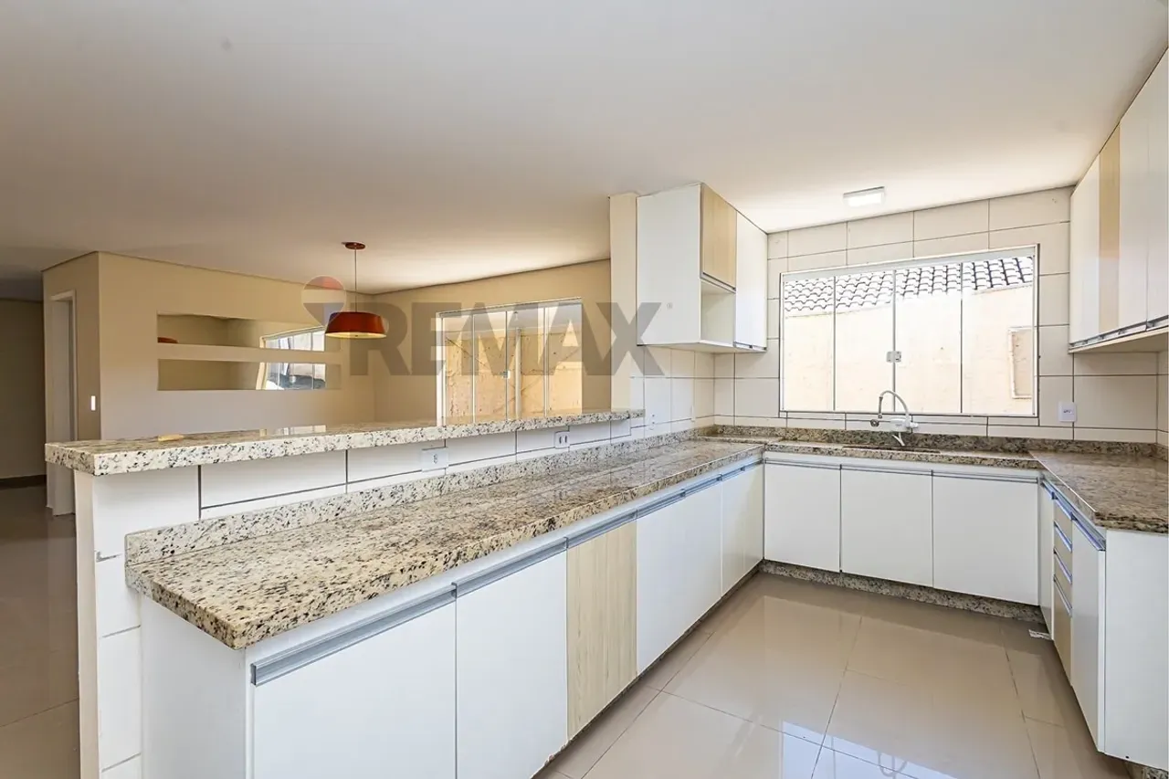 Дом без мебели: 4 спальни и 500 м² — photo 15