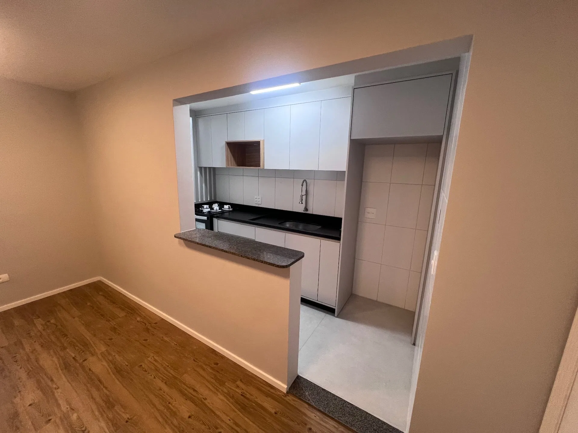 Квартира 82 м² з 2 спальнями та 1 паркомісцем під дахом — photo 2