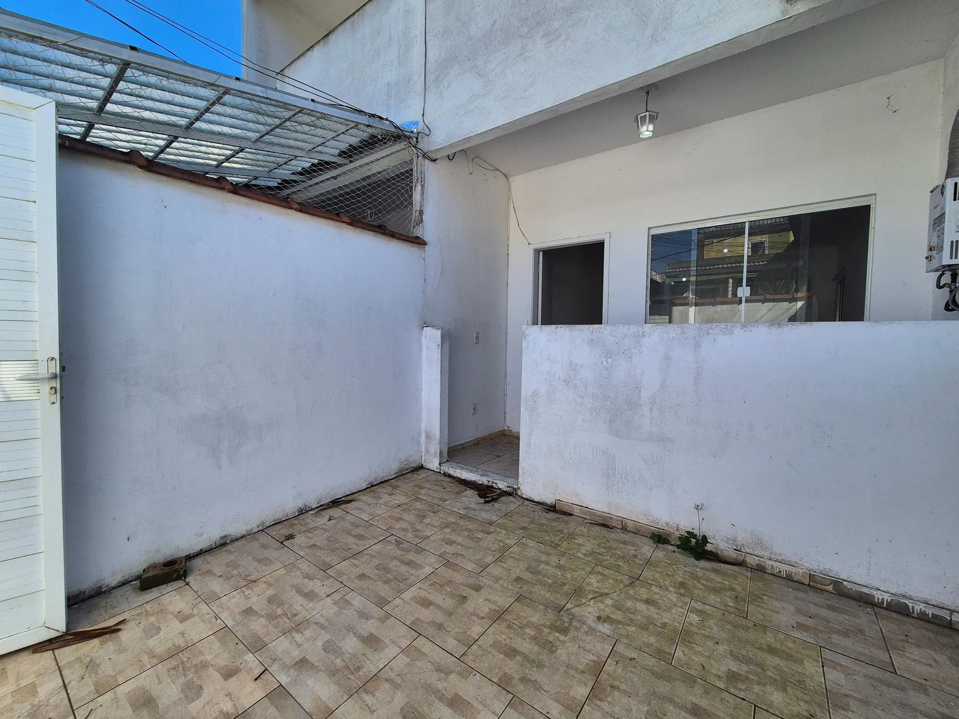 2-bedroom apartment with an open-plan kitchen — photo 18