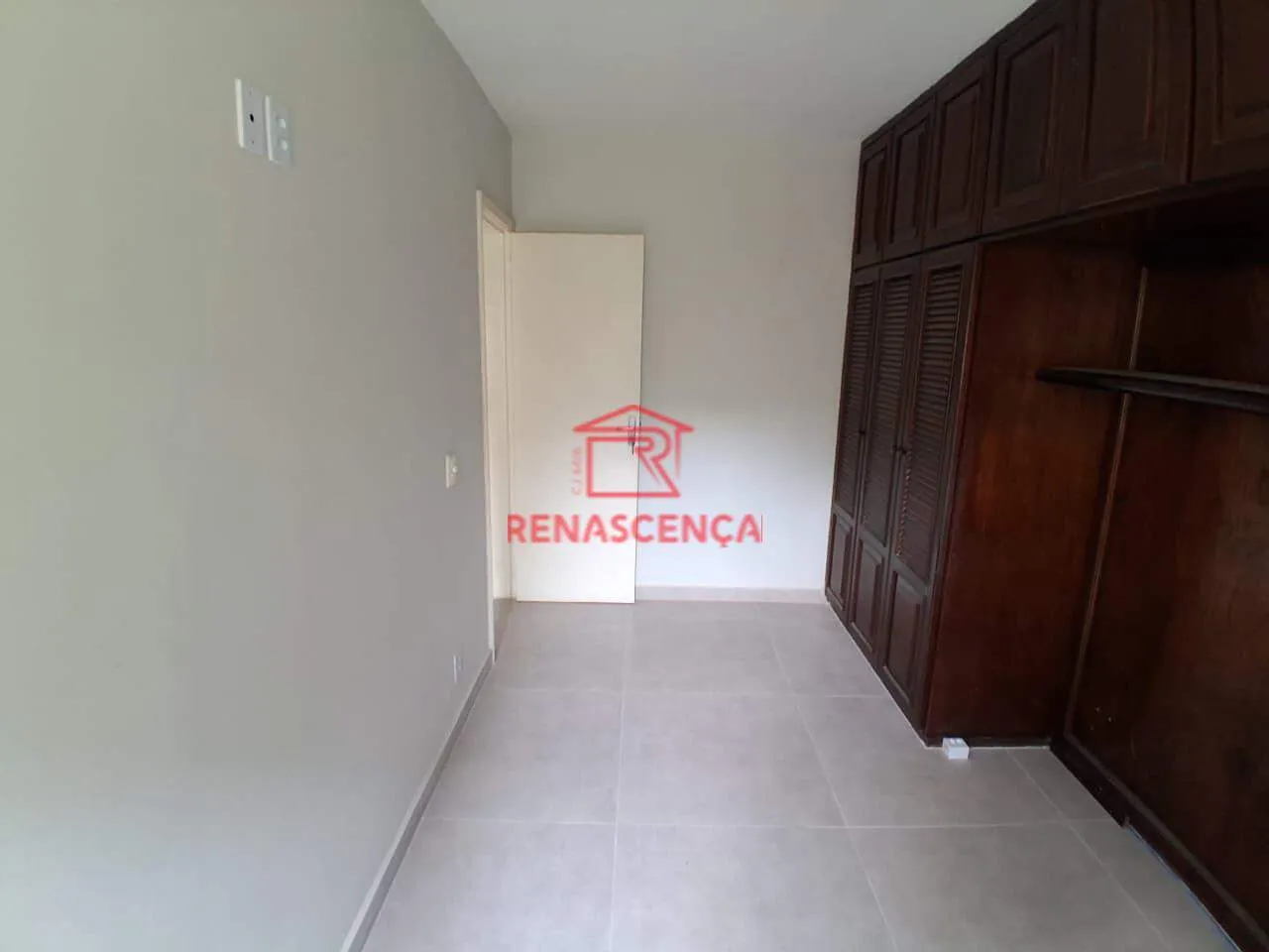 2-bedroom apartment with no parking, 1 bathroom — photo 16