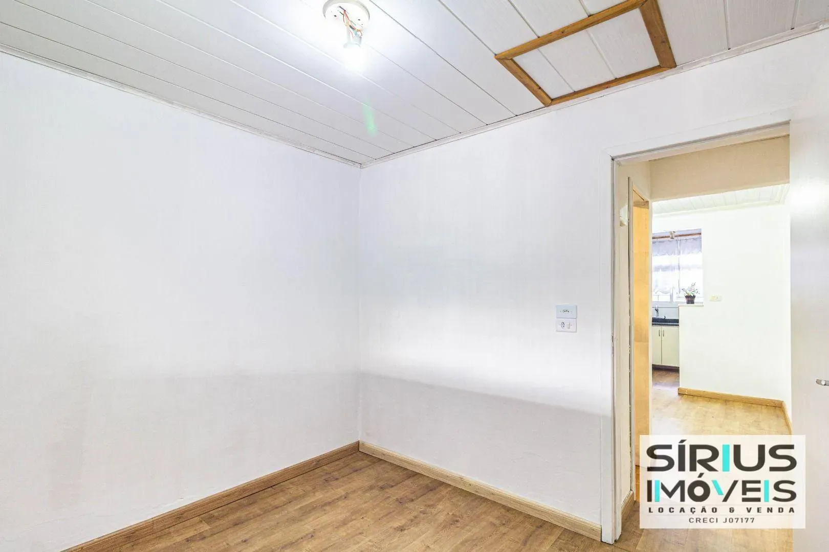 4-bedroom house with a garden in Curitiba — photo 18