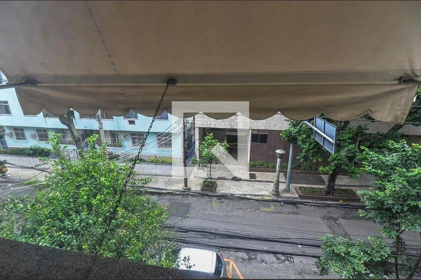 1000 m² house with 6 bedrooms and 1 en-suite — photo 16