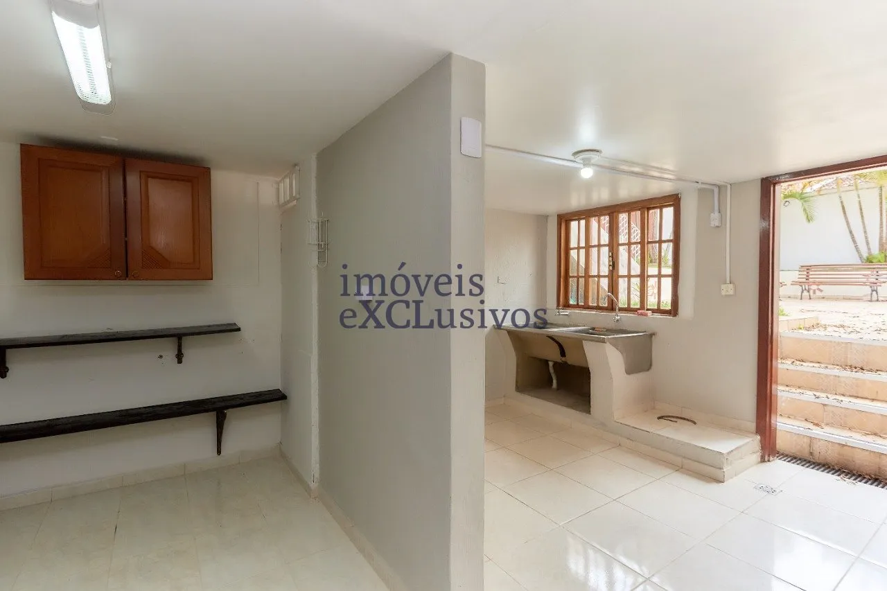 House with 3 en-suite bedrooms and 665 m² garden — photo 49