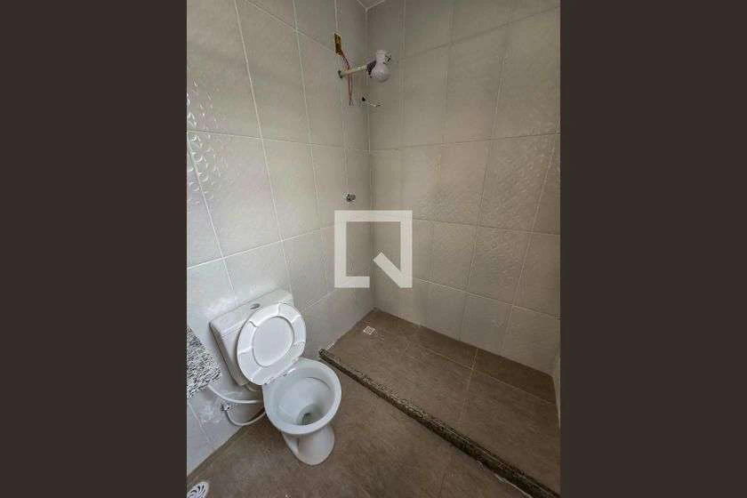 Apartment with 2 bedrooms and a glass-enclosed shower — photo 39