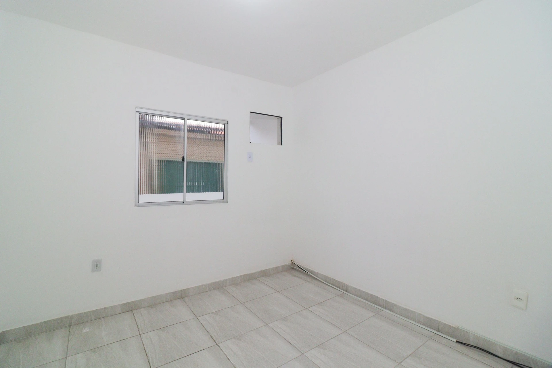 2-bedroom rental apartment with 1 bathroom and balcony — photo 11