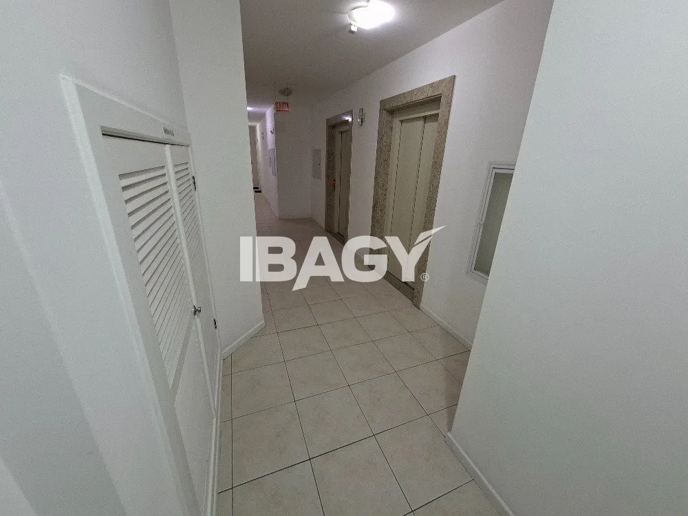 Furnished 2-bedroom apartment with 75 m² and 1 suite — photo 31