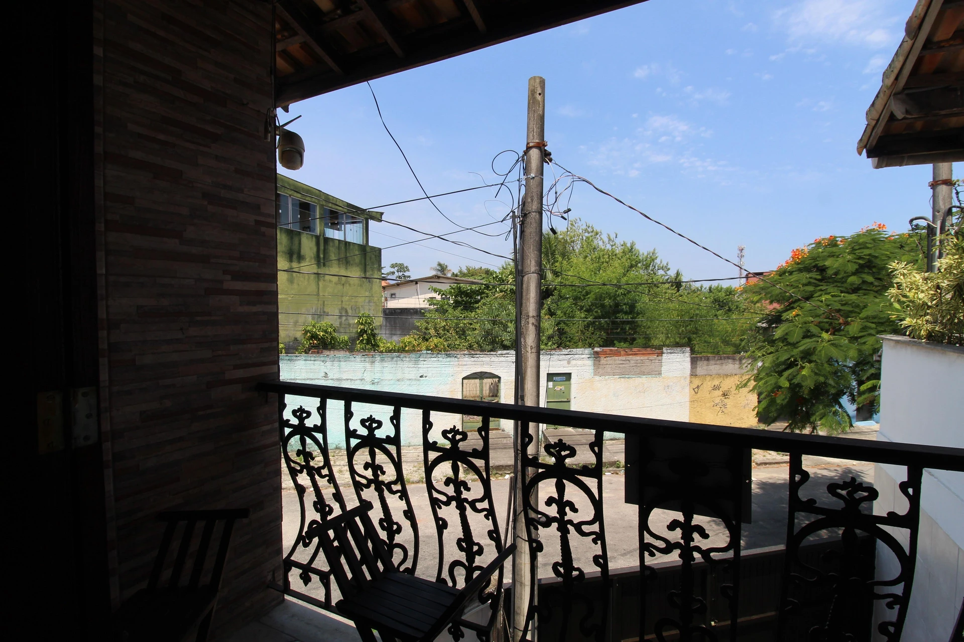 Rental house with 2 bedrooms and a washing machine — photo 27