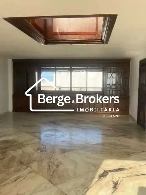 Triplex penthouse with 4 bedrooms and 5 bathrooms — photo 12