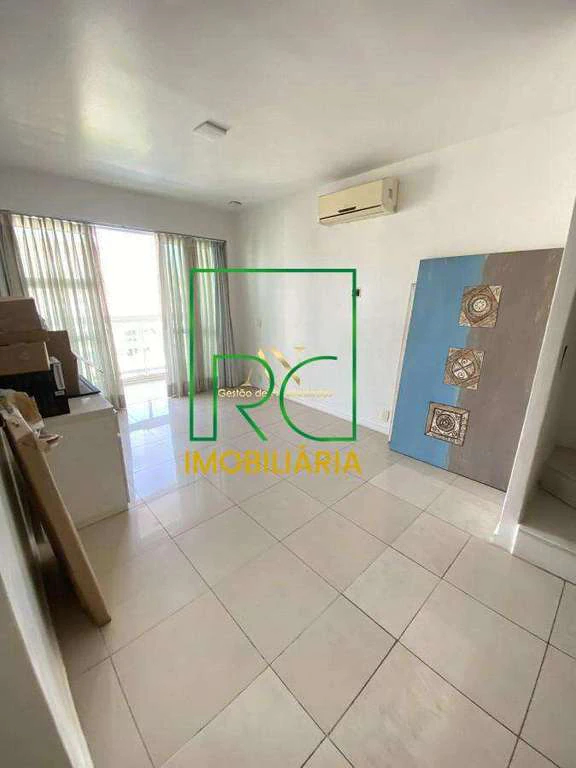 Cobertura com 3 quartos e cozinha com fogão a gás — photo 29