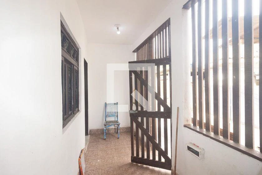 Furnished 1-bedroom house with 57 m² and no parking — photo 31
