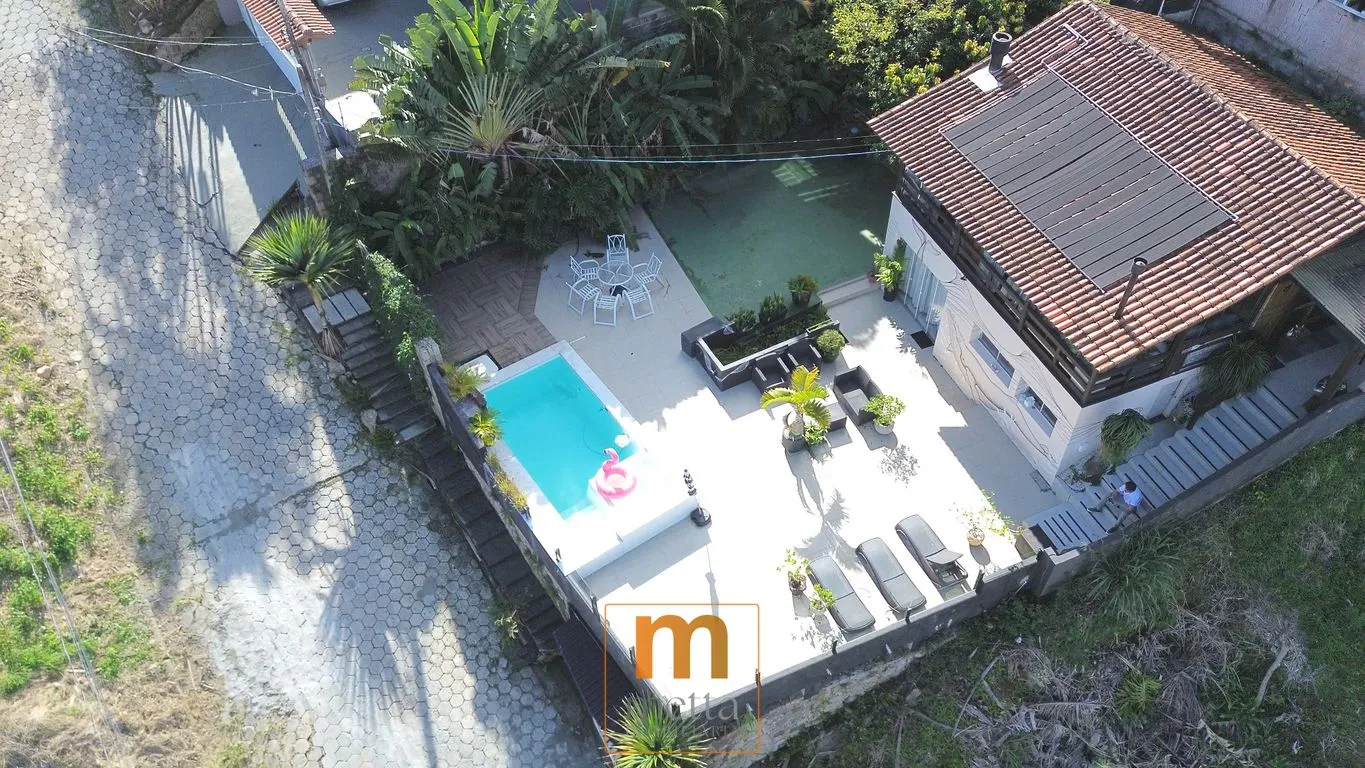 Меблированный дом с 2 спальнями, 3 ванными и 400 м² — photo 89