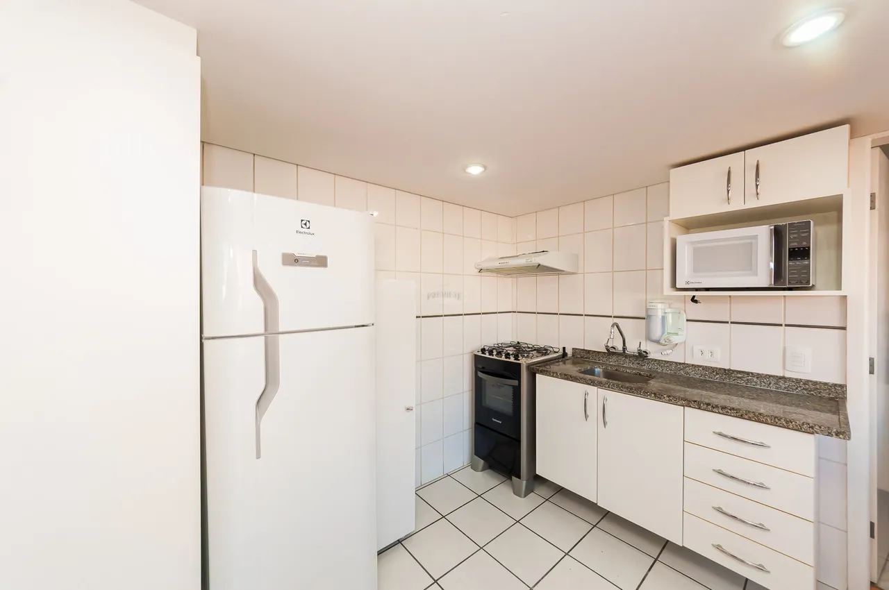 Furnished studio with 1 bedroom and 1 bathroom, 62 m² — photo 12