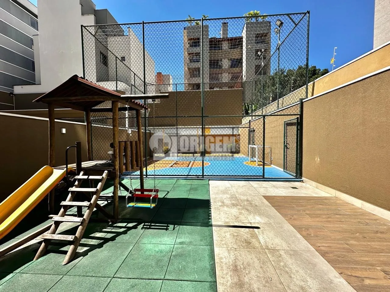 152 m² apartment with 3 bedrooms and 2 parking spots — photo 28