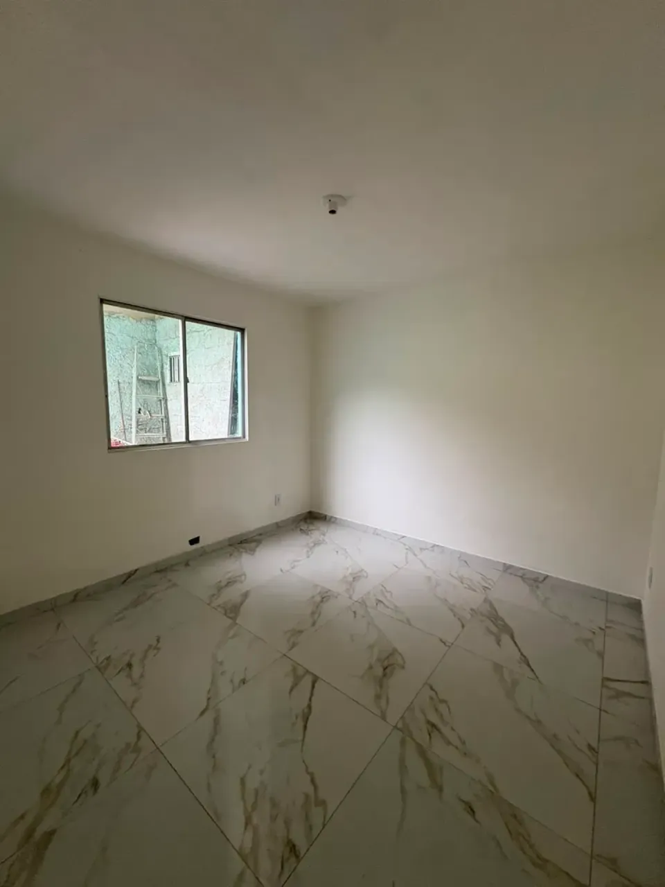 House with 2 bedrooms and 1 bathroom plus 1 parking space — photo 3