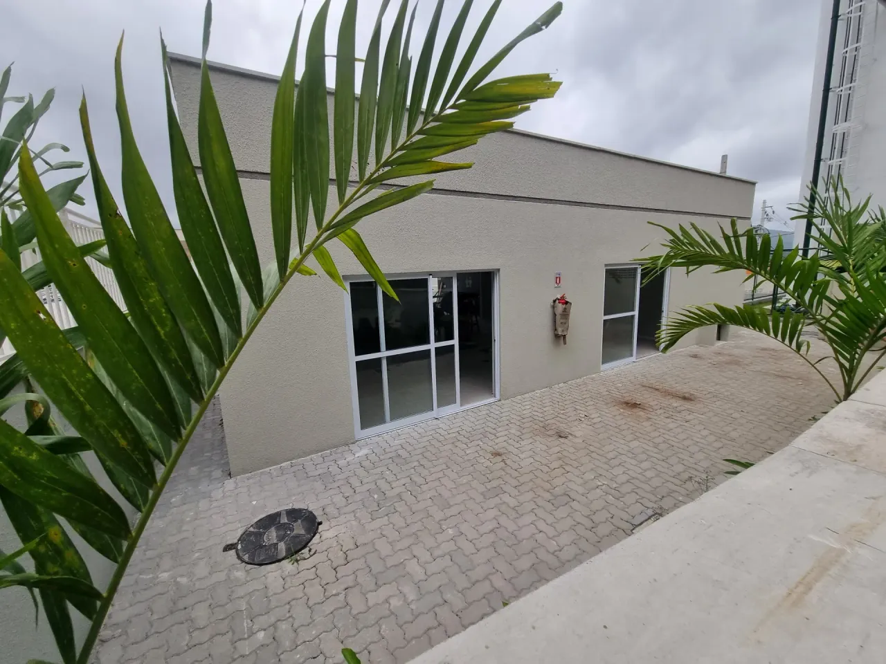 2-bedroom apartment with balcony and 1 parking space — photo 13