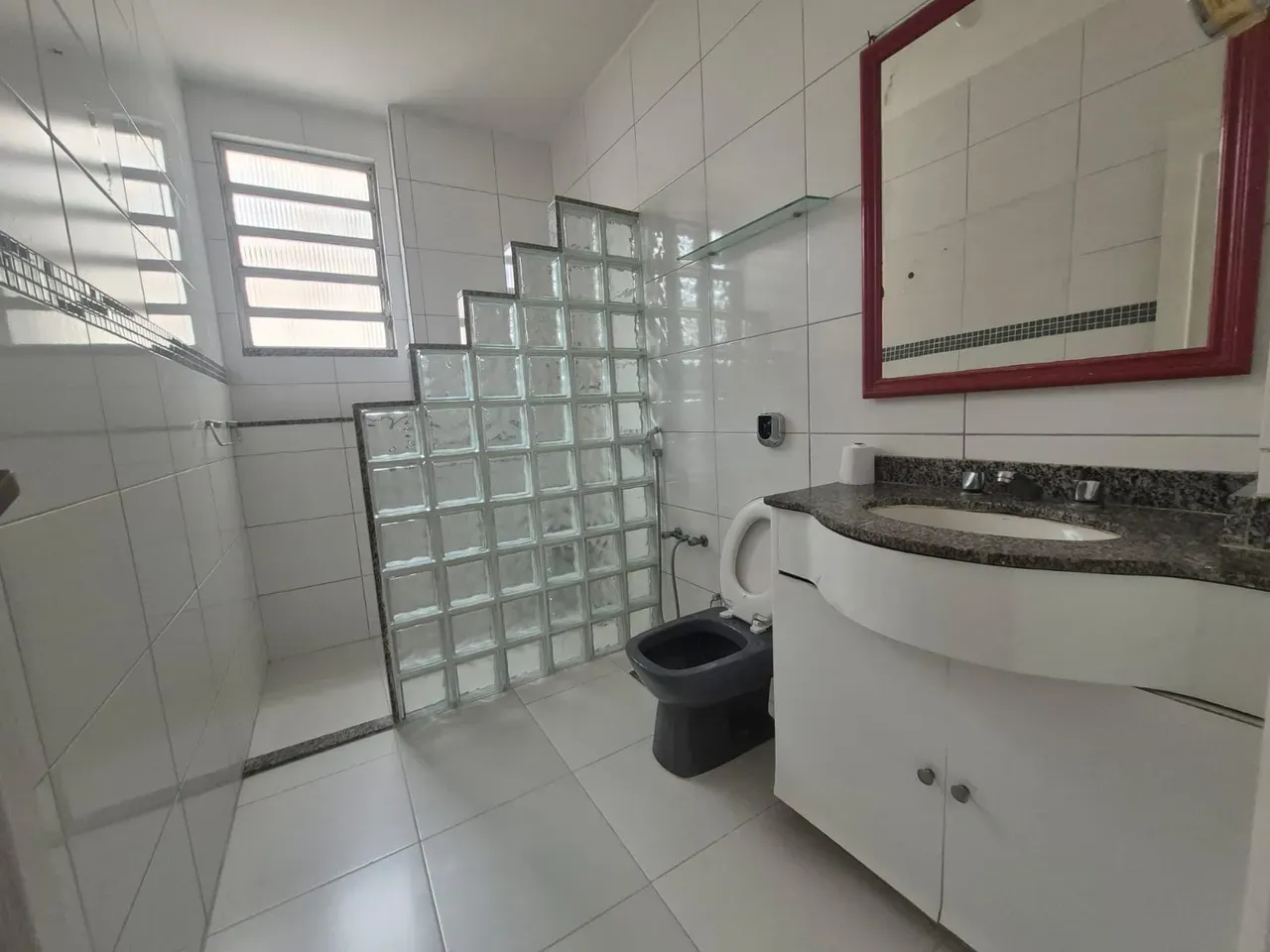 3-bedroom apartment with a home office — photo 20