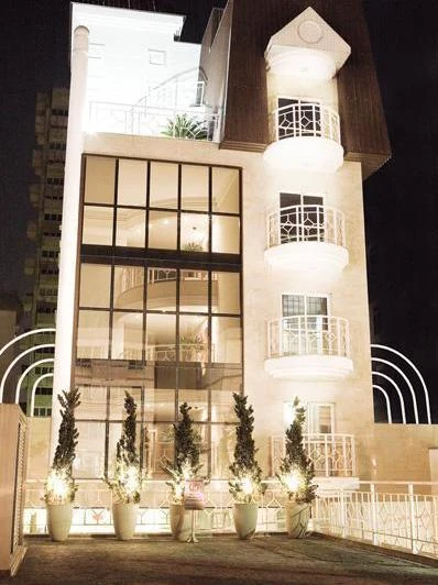 1-bedroom apartment with 59 m² and parking — photo 2