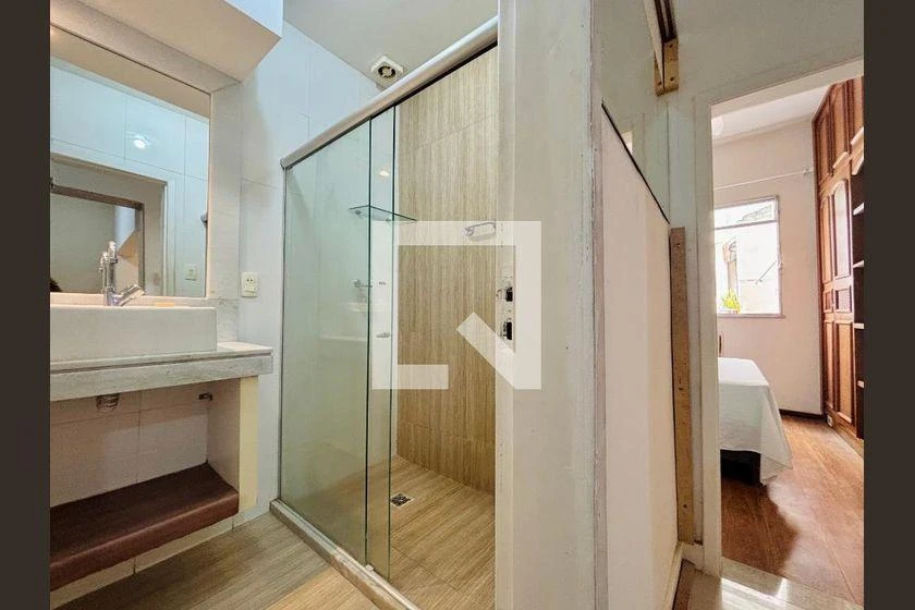 Apartamento mobiliado com 3 quartos e 105 m² — photo 40