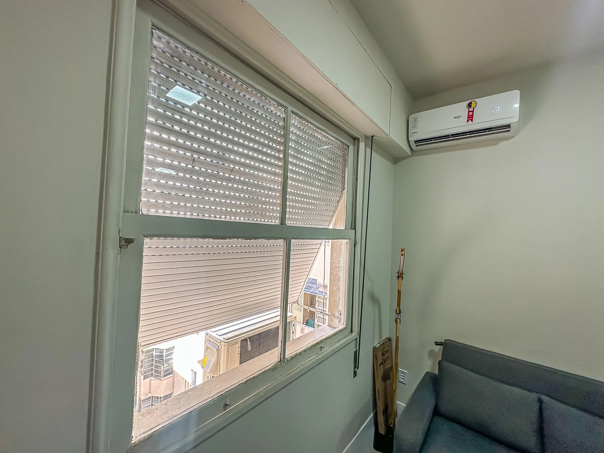Furnished 1-bedroom apartment with no parking — photo 29
