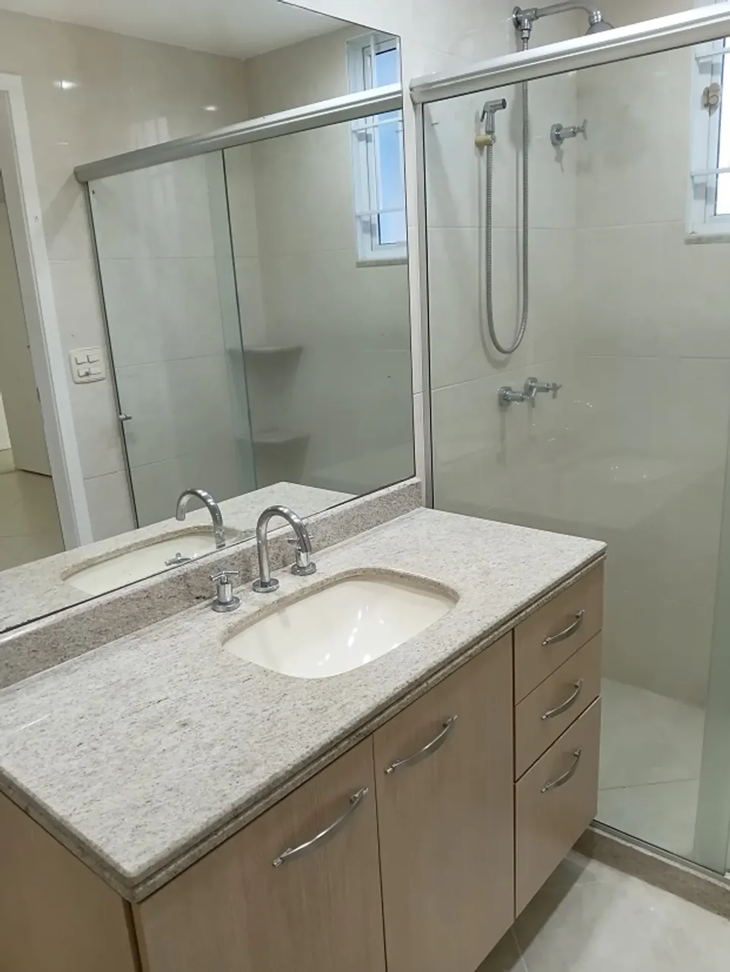 Casa sem vaga, 3 quartos e 3 banheiros reformada — photo 25