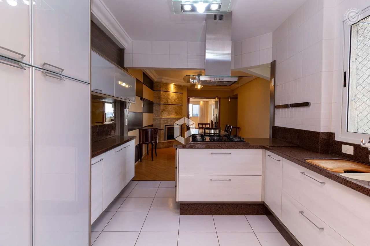 Unfurnished 414 m² apartment with 3 en-suite bedrooms — photo 6