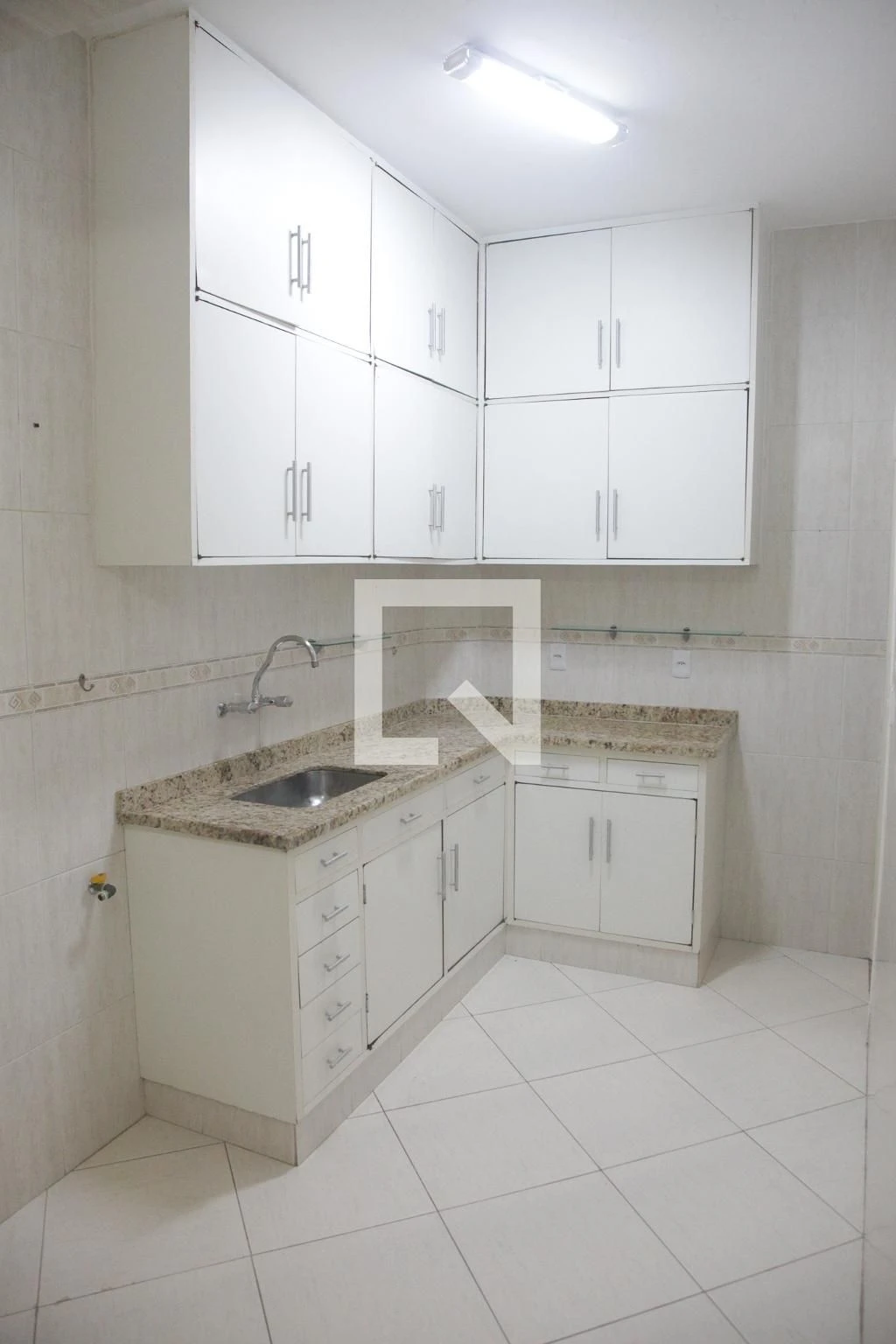 Home office in a 2-bedroom apartment, 85 m² — photo 2
