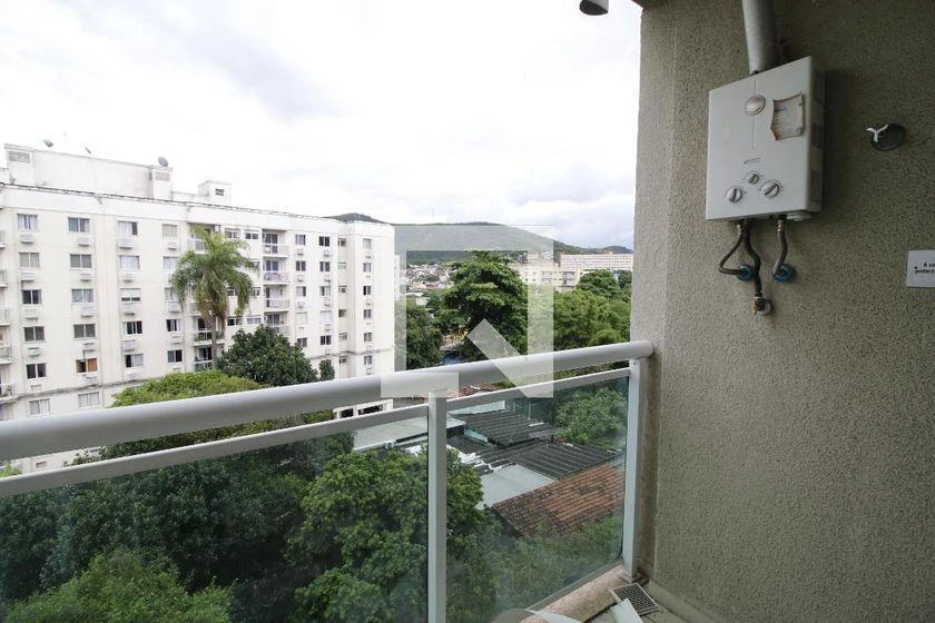 One-bedroom apartment with a mountain view in Rio de Janeiro — photo 13