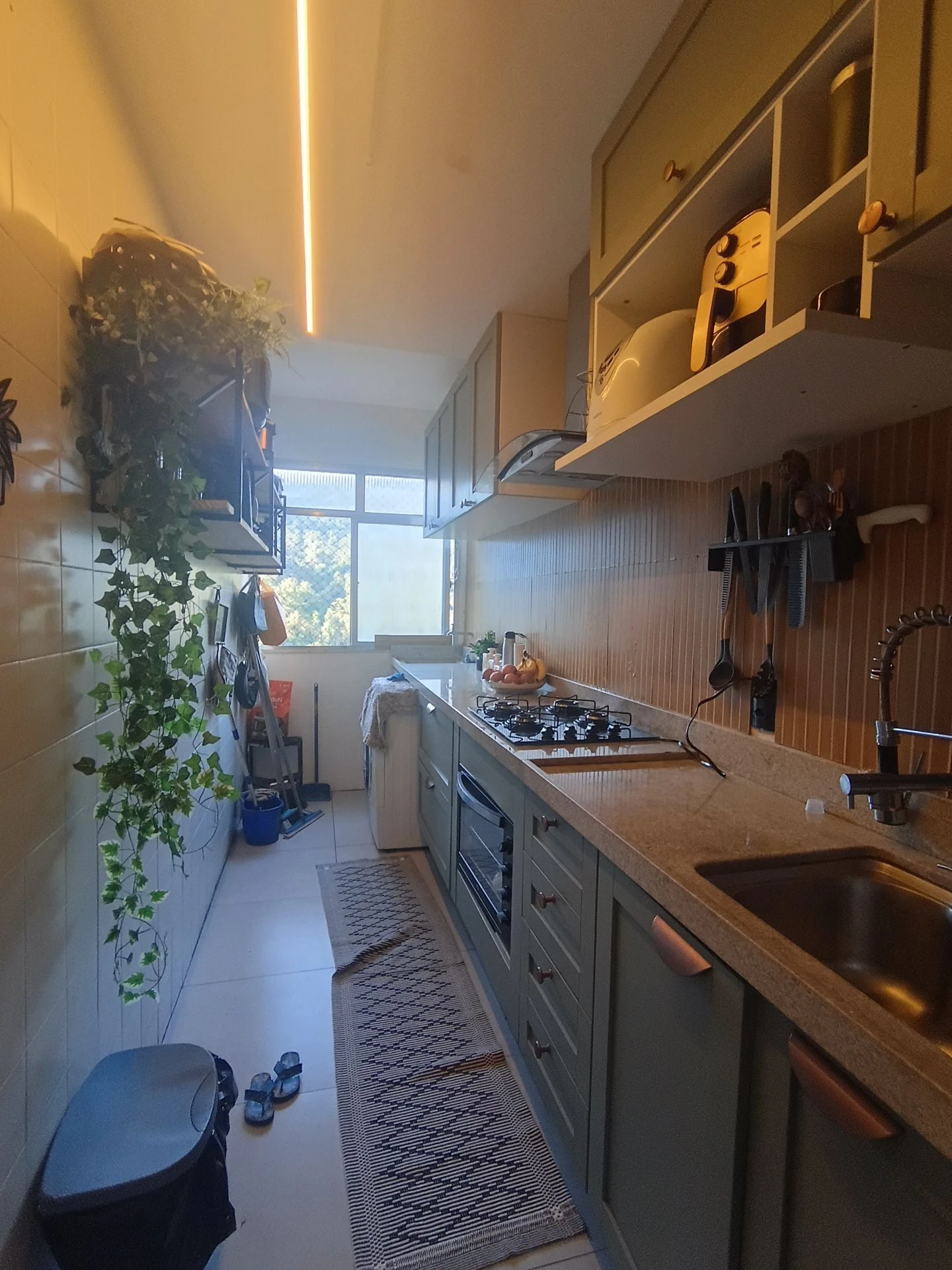 60 m² furnished apartment with 2 bedrooms and 1 parking spot — photo 9