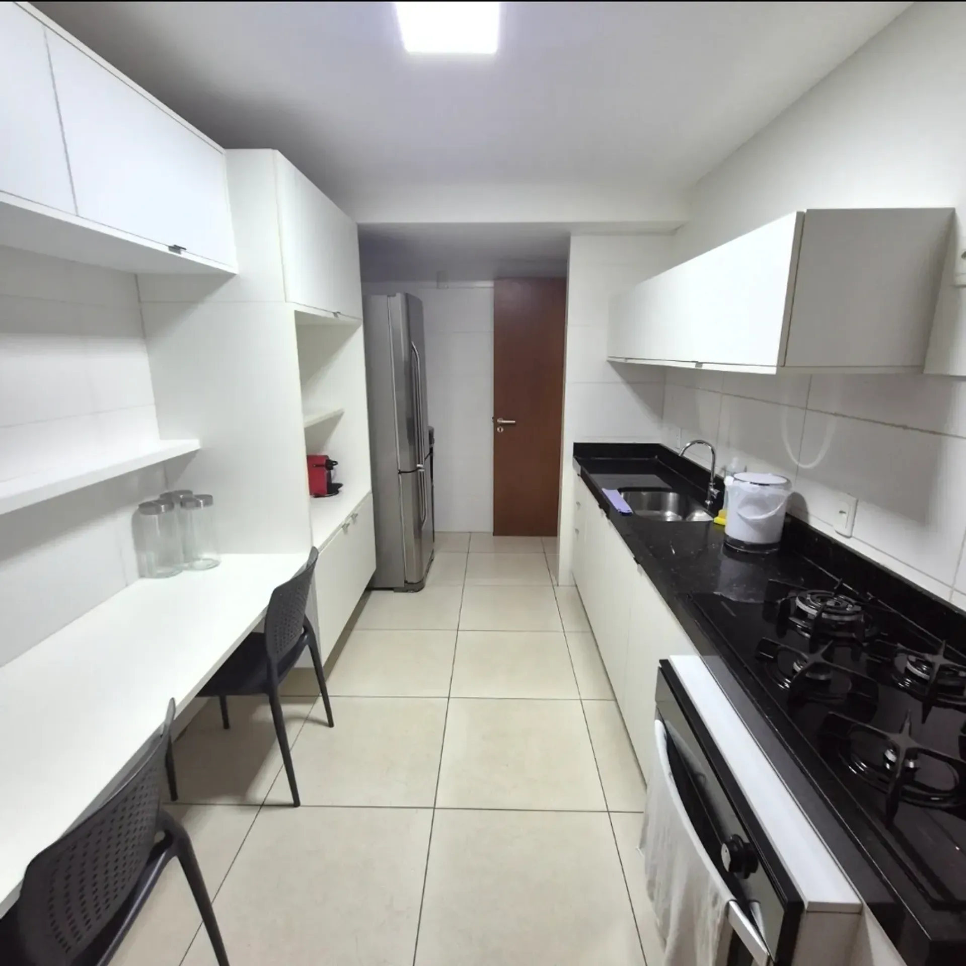 Furnished 130 m² apartment with 4 bedrooms and balcony