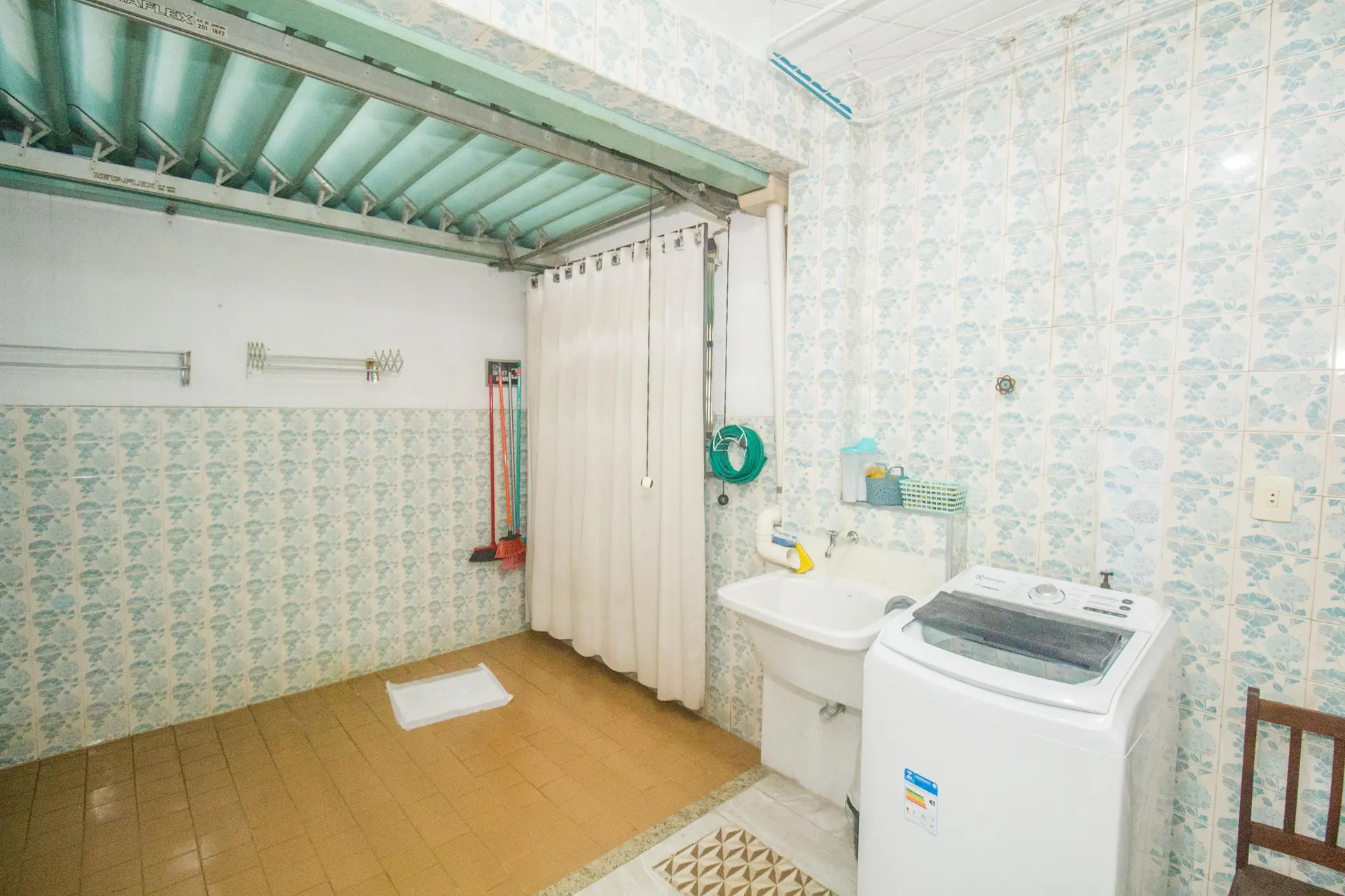 Furnished 2-bedroom apartment with 2 bathrooms — photo 7