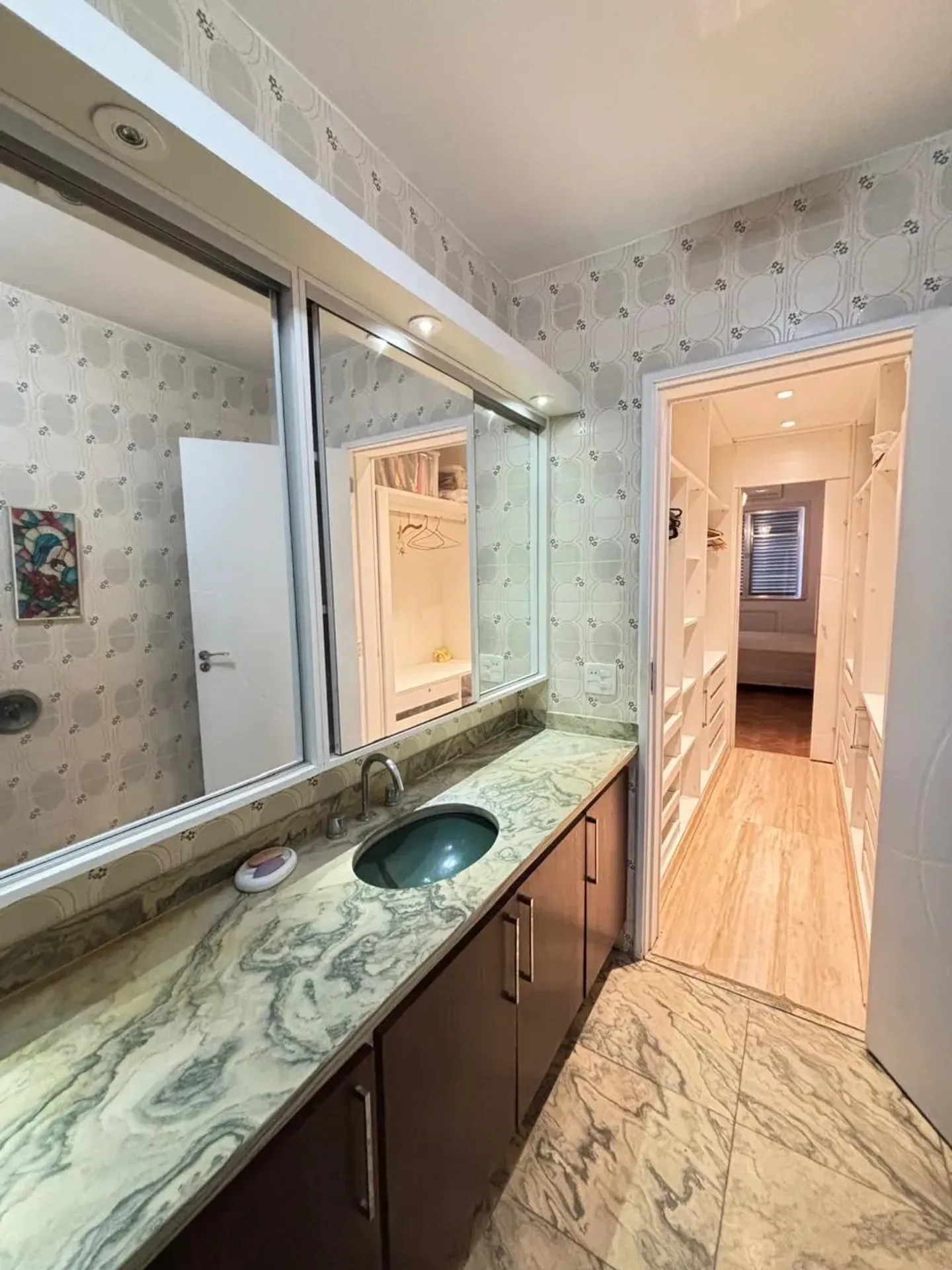 Apartamento sem mobília com ar-condicionado e 4 quartos — photo 16