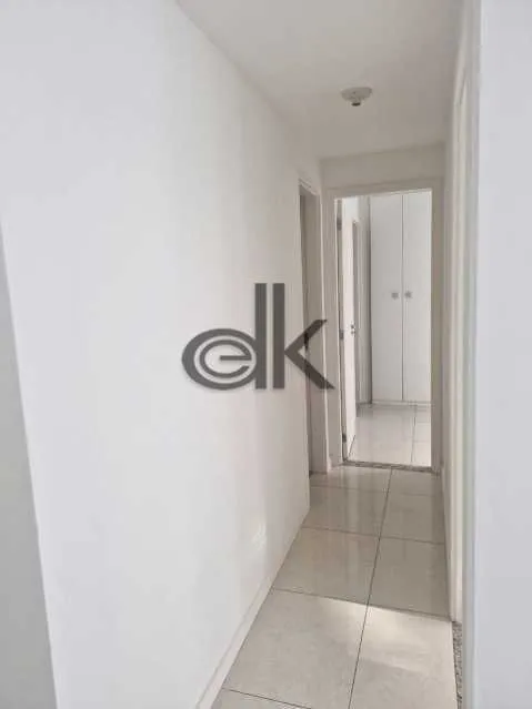 Apartment with 2 bedrooms, 3 bathrooms and a balcony — photo 15