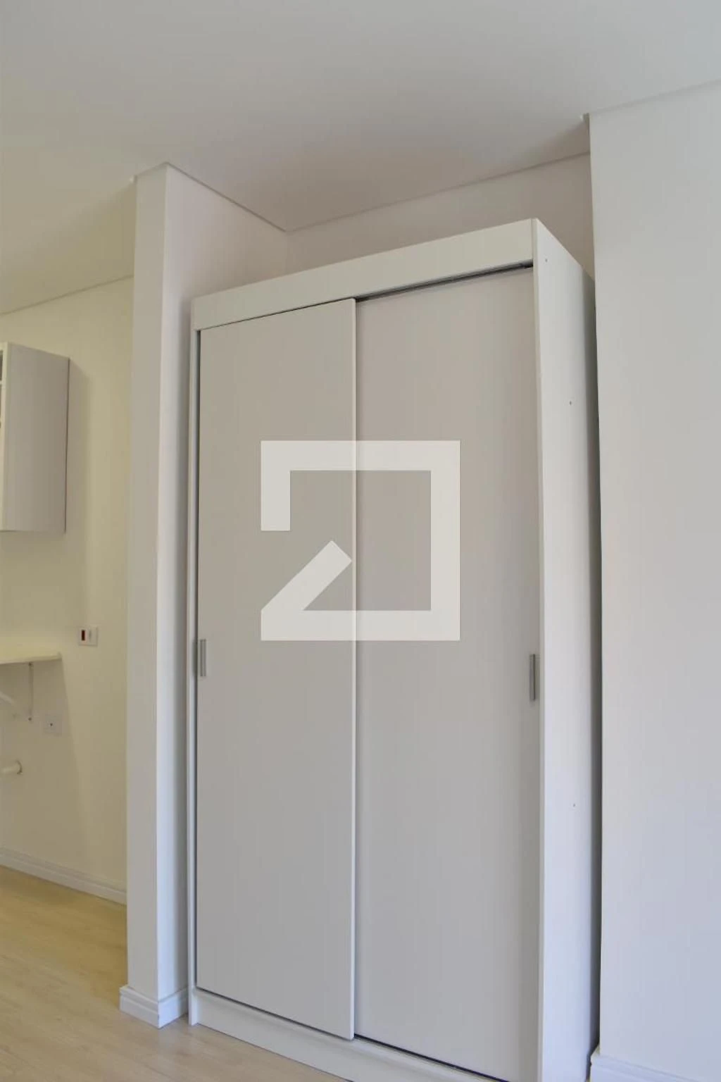 Студія 24 м² з пральною машиною та робочим місцем — photo 28