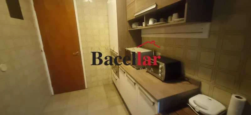2-bedroom apartment with 4 bathrooms and 180 m² — photo 12