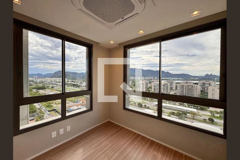 Rental apartment with 3 en-suite bedrooms and 130 m² — photo 12