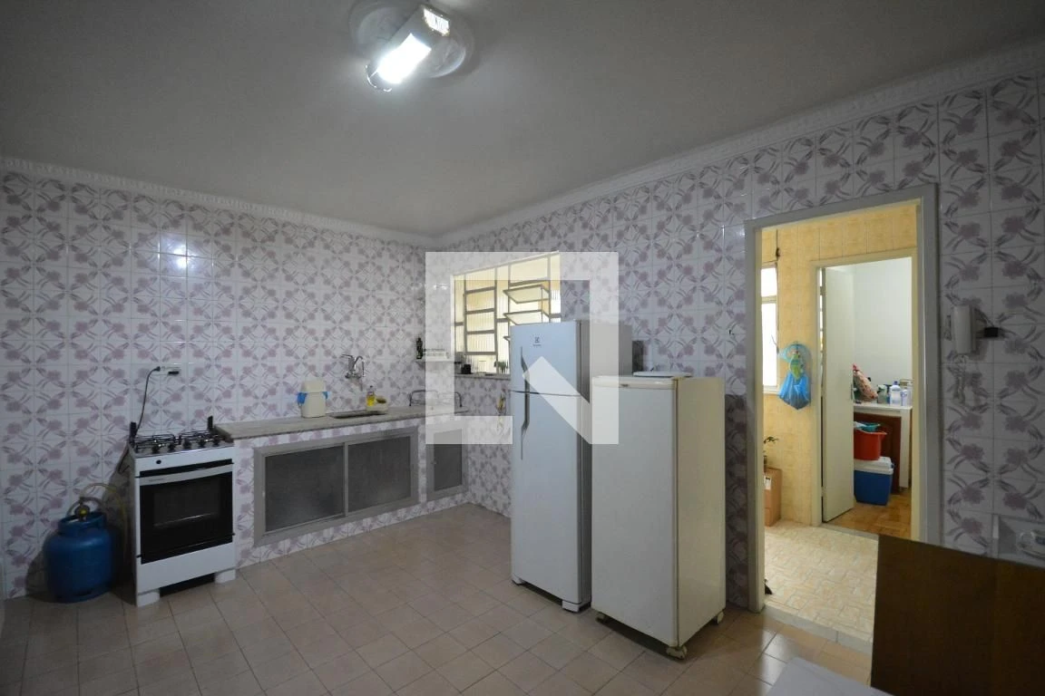 3-bedroom apartment with a home office — photo 22