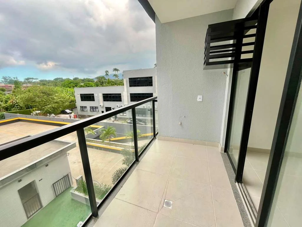 Apartment with balcony, 2 bedrooms and 1 parking space — photo 5