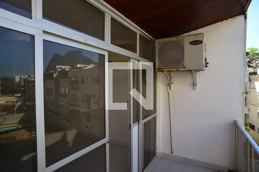 Top-floor rental with 4 bedrooms and 200 m² — photo 16