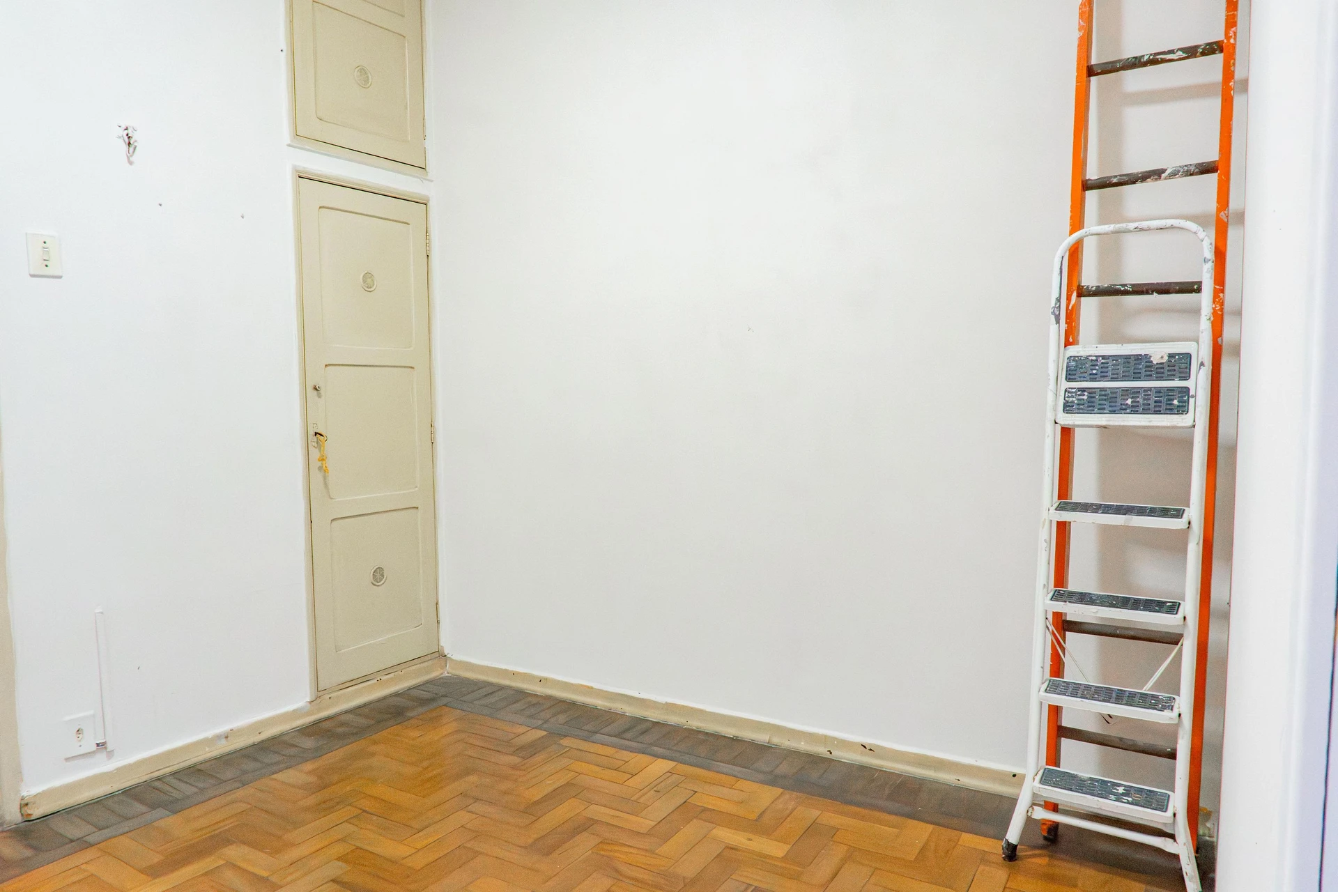 Apartamento, 33 m², com piso de madeira ou laminado — photo 18