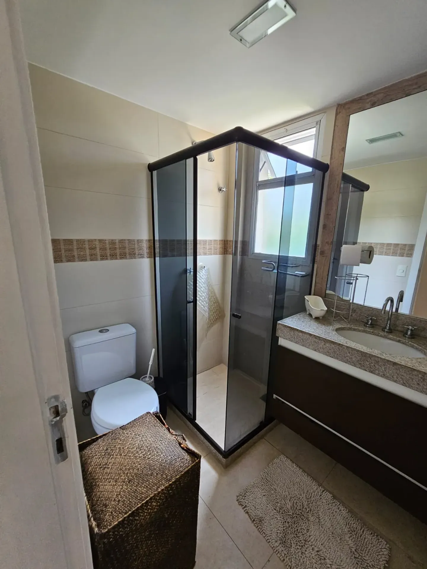Furnished 206 m² house with 5 bedrooms and 5 baths — photo 33