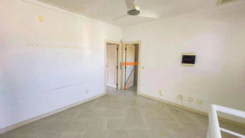 Casa con 4 dormitorios y balcón privado — photo 9