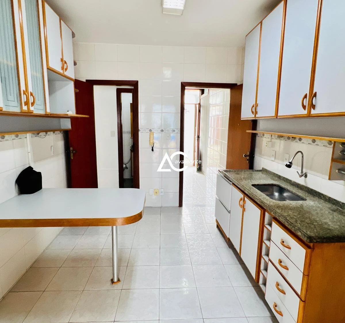 Дом 200 м² с отдельной кухней и 3 парковками — photo 17